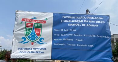 Pavimentação da Rua Dilço Manoel de Aguiar, no Bairro Barreiros.